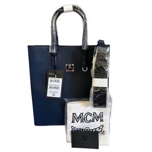 NWT 🏷️ Authentic MCM Portuna Small Leather Tote